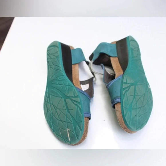 Naot Fiona sandals - Picture 9 of 12